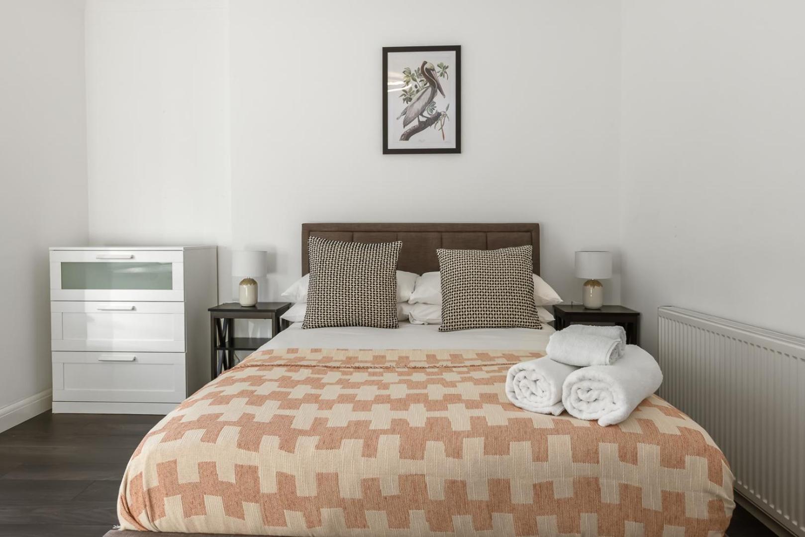 Outstanding 2 Bed Apartment In Central Camden Sleeps 6 Londres Extérieur photo